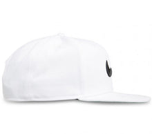  Load image into Gallery viewer, NIKE | SWOOSH PRO FLAT PEAK CAP
 