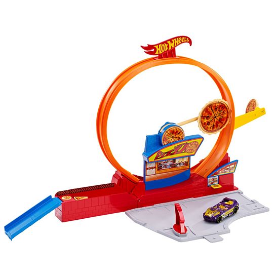  Hot Wheels Speedy Pizza Track Set 