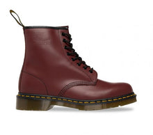  Load image into Gallery viewer, DR MARTENS | 1460Z DMC 8-EYE BOOT | CHERRY SMOOTH
 