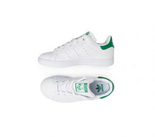  Load image into Gallery viewer, ADIDAS | KID&#39;S STAN SMITH
 