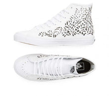  Load image into Gallery viewer, VANS | SK8-HI DECON (CUTOUT)| LEAVES/WHITE
 